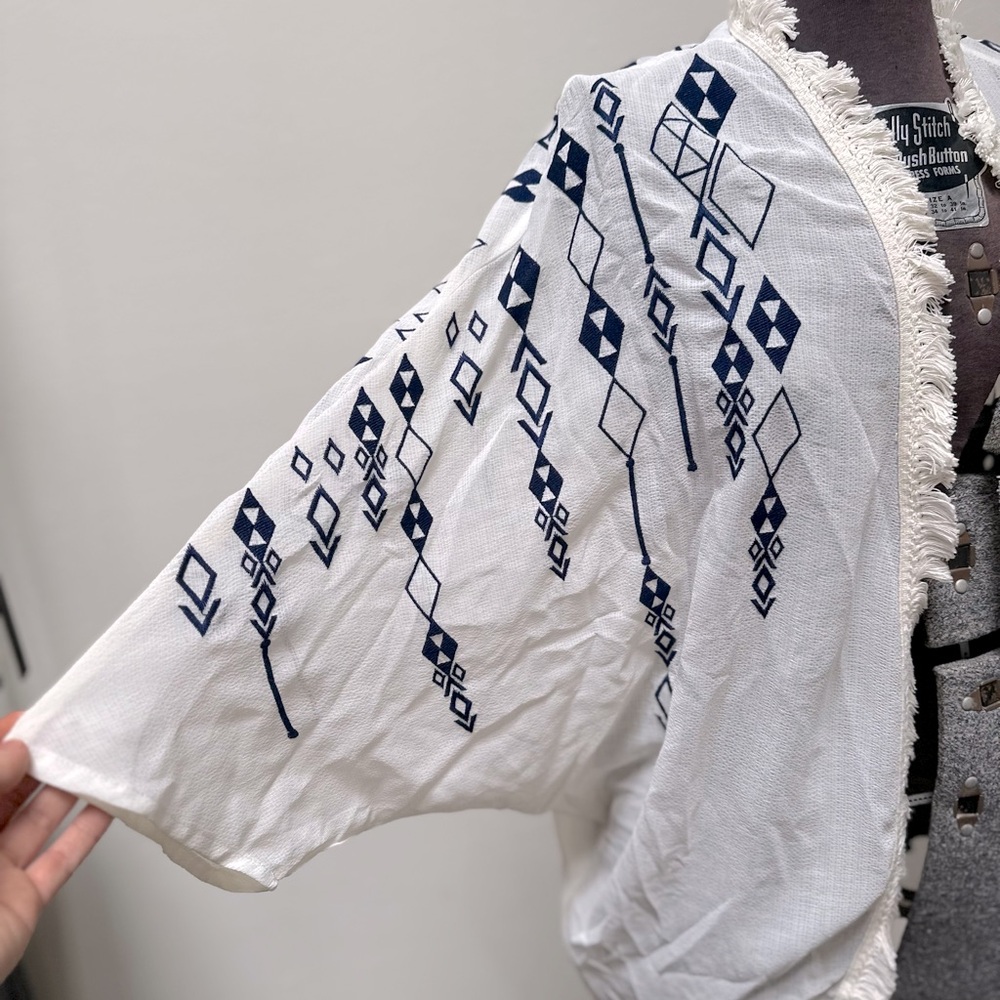 Blue and white embroidered fringed kimono coverup (S)